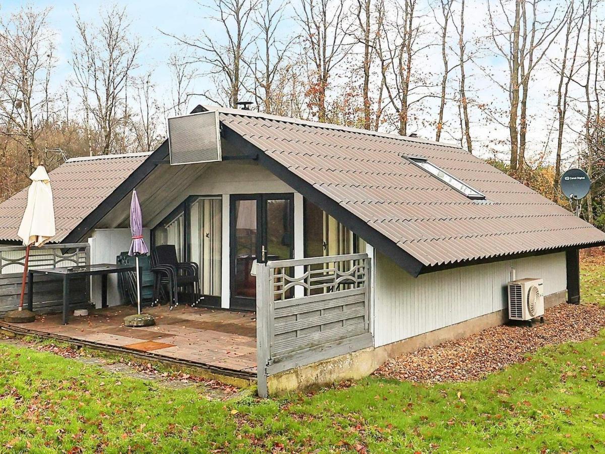 6 Person Holiday Home In Roslev Vester Grønning Esterno foto