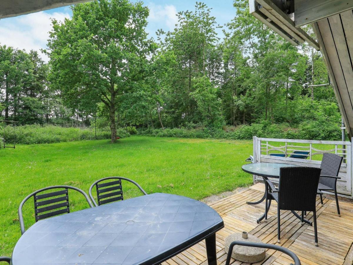 6 Person Holiday Home In Roslev Vester Grønning Esterno foto